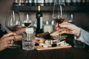 Your Guide to Monday Wine Tasting in Woodinville (Winter Edition)